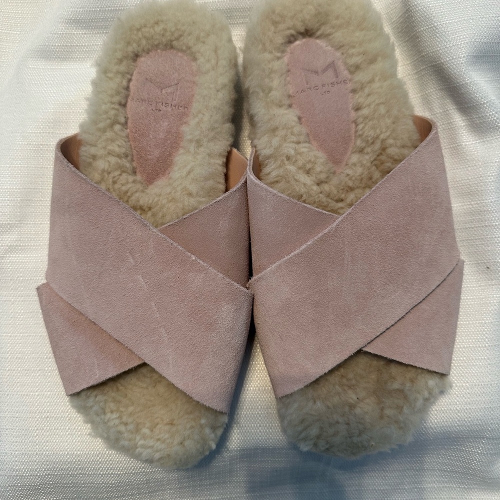 Marc Fisher Sherpa lined slippers